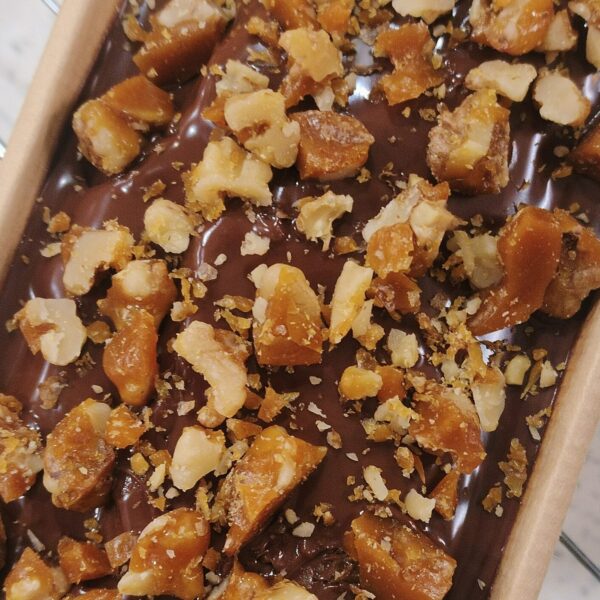 Date Night With Walnuts Cake