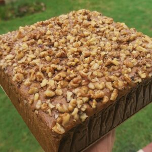 Date & Walnuts Cake